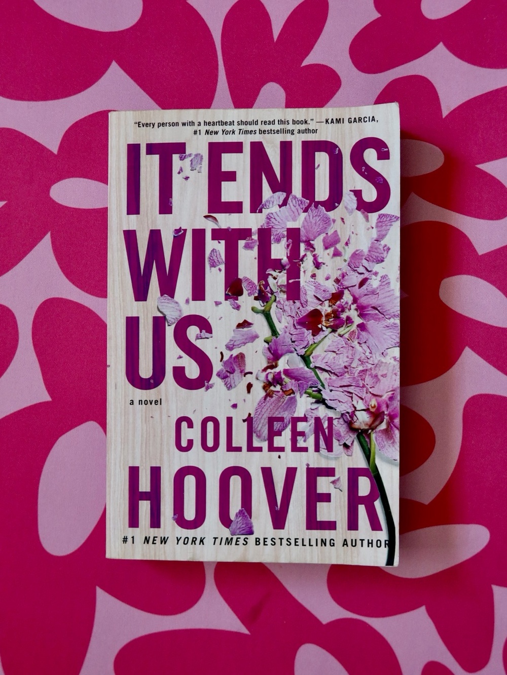 It Ends With Us by Colleen Hoover